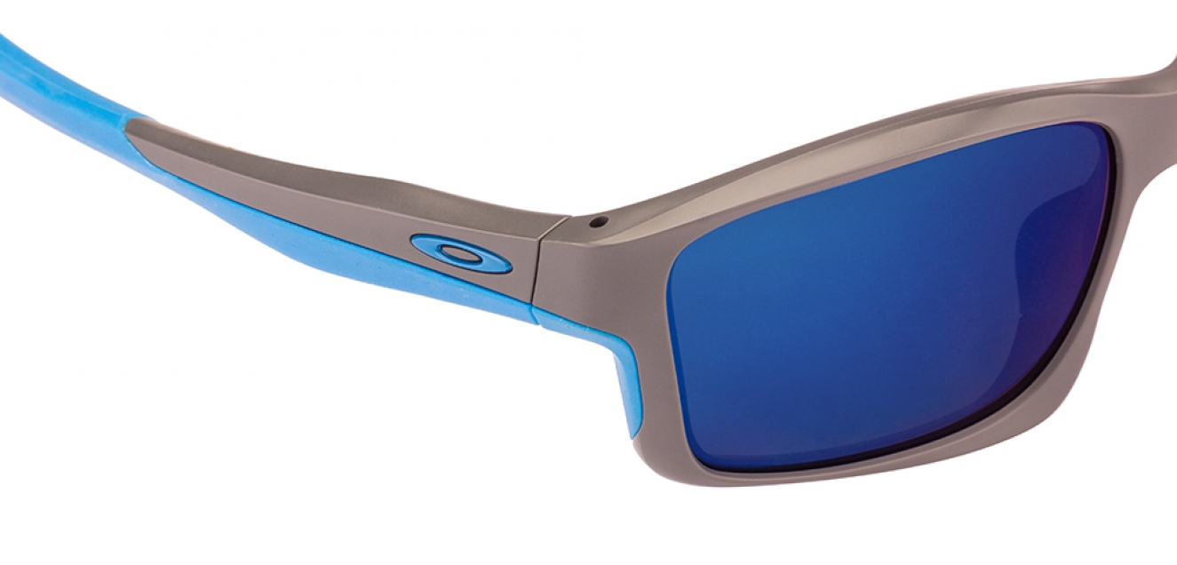 Shop online for Oakley OO9247 Medium (Size57) Matte Grey Blue Mirror Unisex Sunglasses