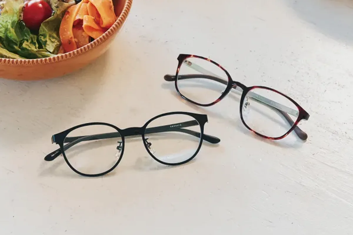 OWNDAYS | ESSENTIAL