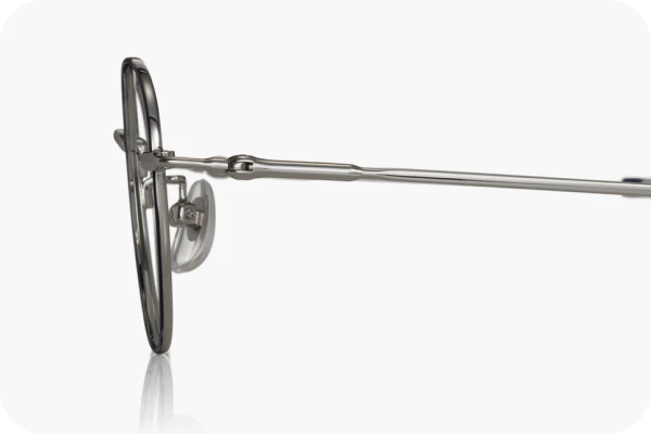 Rust and tarnish don’t stand a chance with this stainless steel