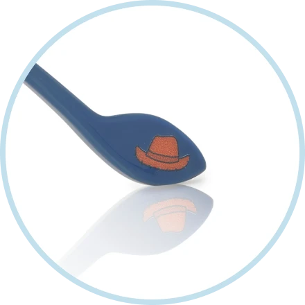 A cowboy hat on the right temple tip