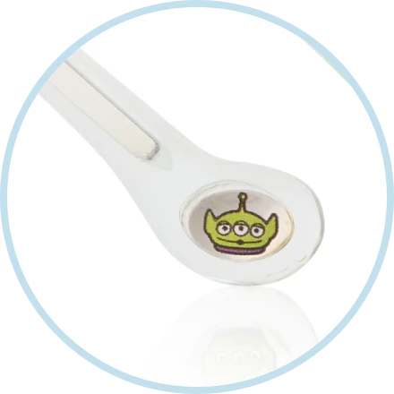 Aliens’ face embedded in the right temple tip